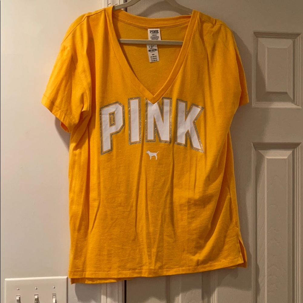NWT Victoria’s Secret shirt size medium